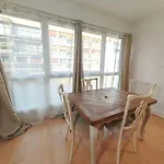 3 Pieces Proche Tour Eiffel
